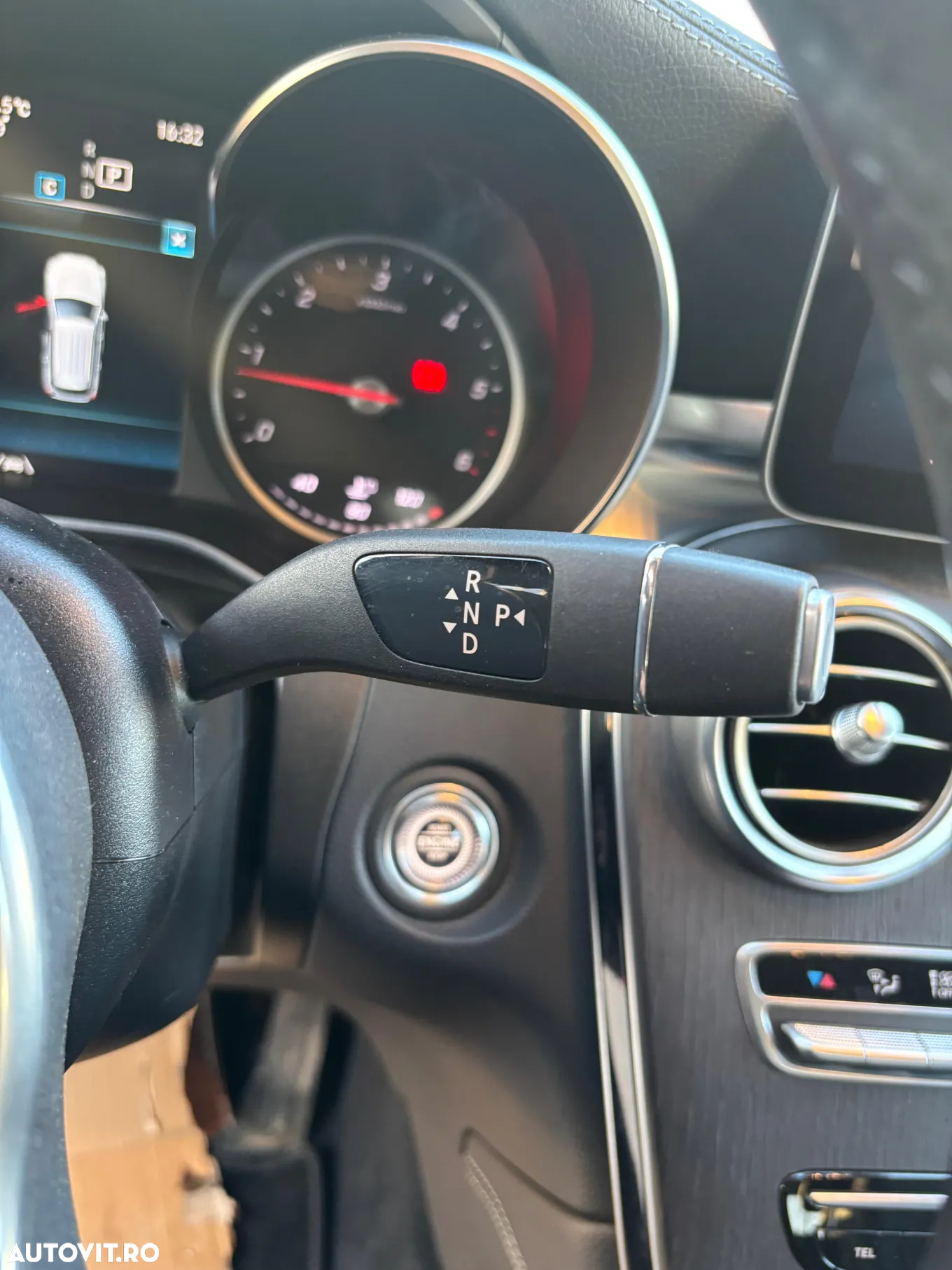 Mercedes-Benz GLC 220 d 4Matic 9G-TRONIC - 15