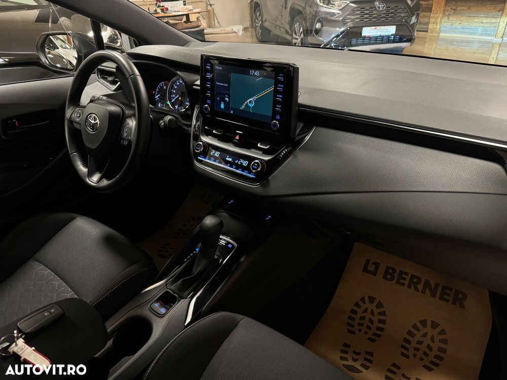 Toyota Corolla 1.8 Hybrid Comfort - 7