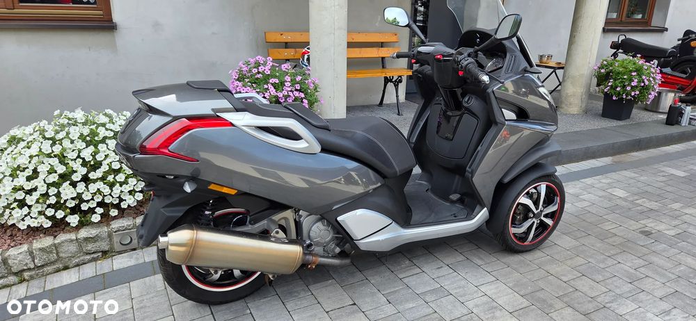 Peugeot Metropolis - 5