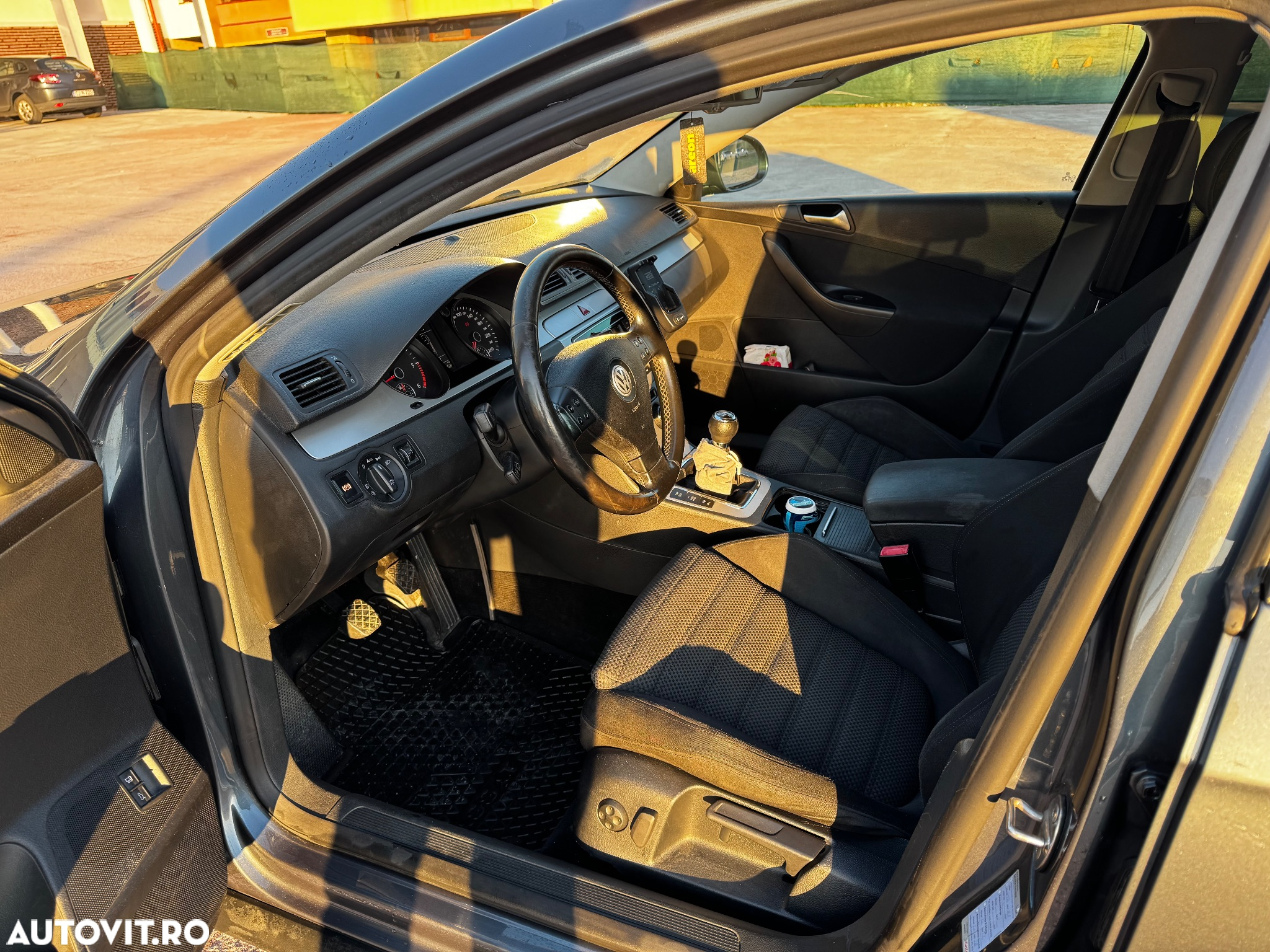 Volkswagen Passat Variant 2.0 TDI 4Motion Sportline - 5