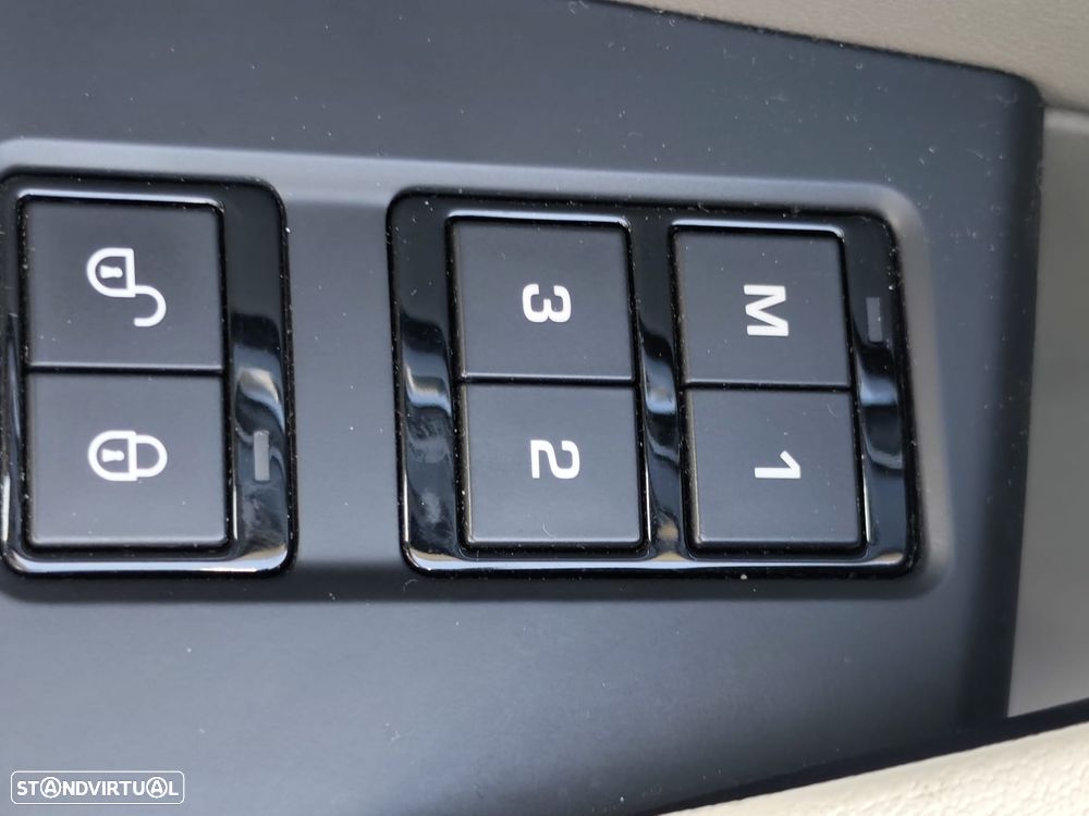 Jaguar F-Pace 2.0 i4D Prestige AWD Aut. - 6