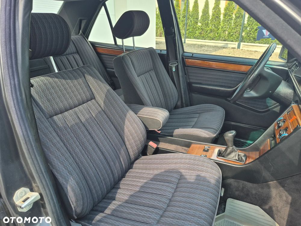 Mercedes-Benz W124 (1984-1993) - 5