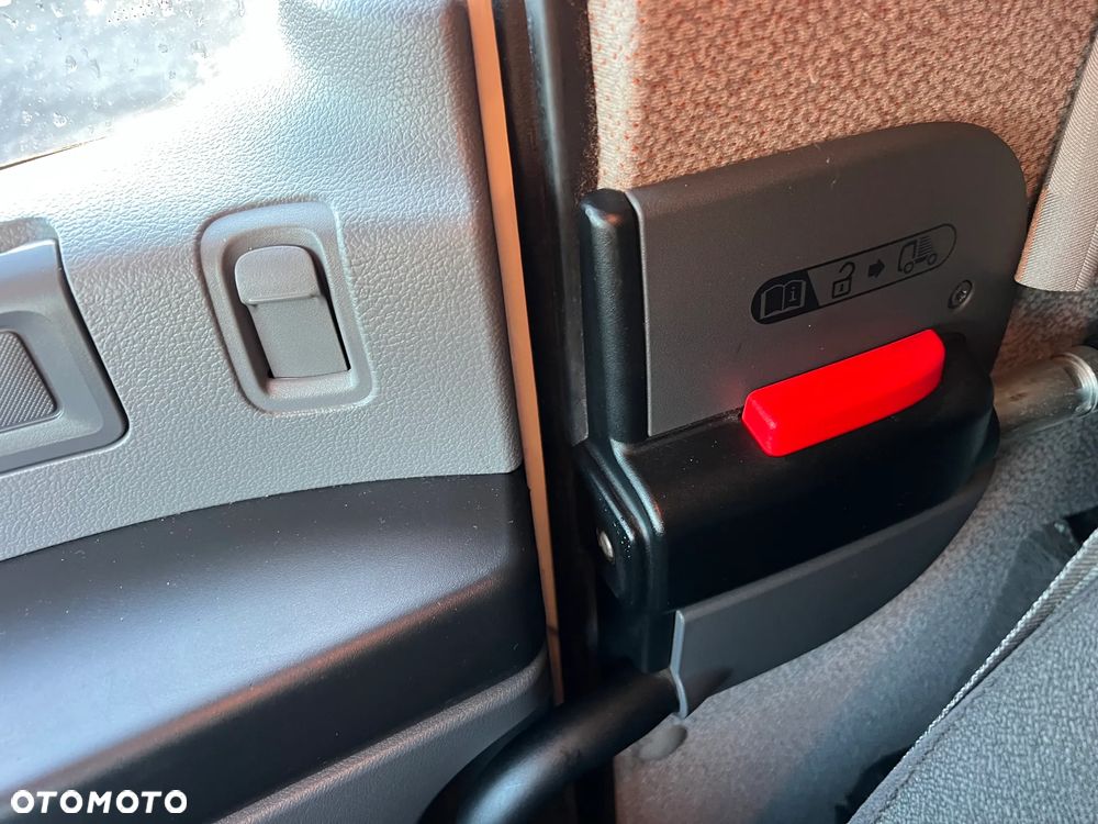 DAF XF 510 FT MANUAL - 31