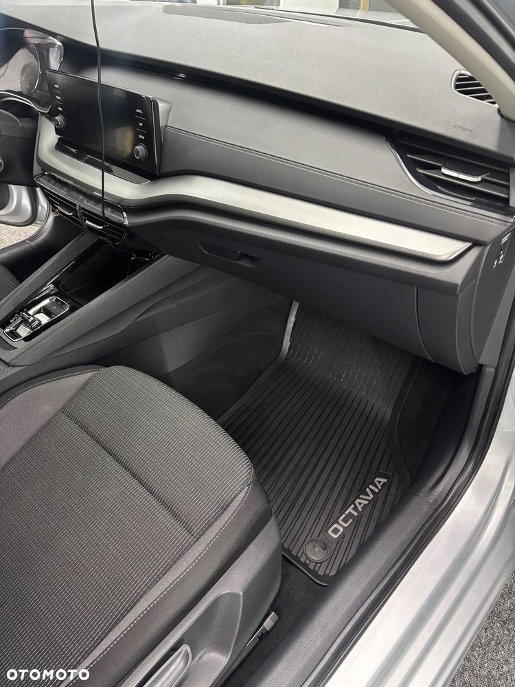Skoda Octavia 1.5 TSI e-Tec Ambition DSG - 9