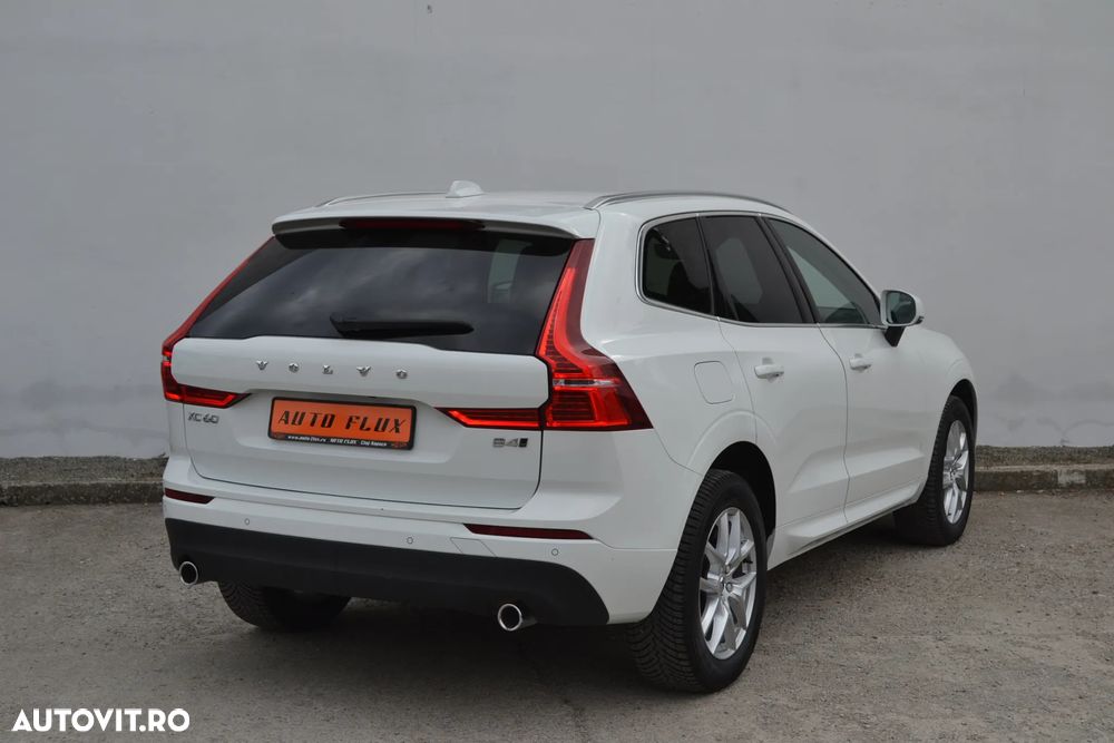 Volvo XC 60 B4 D AWD Geartronic Momentum Pro - 6