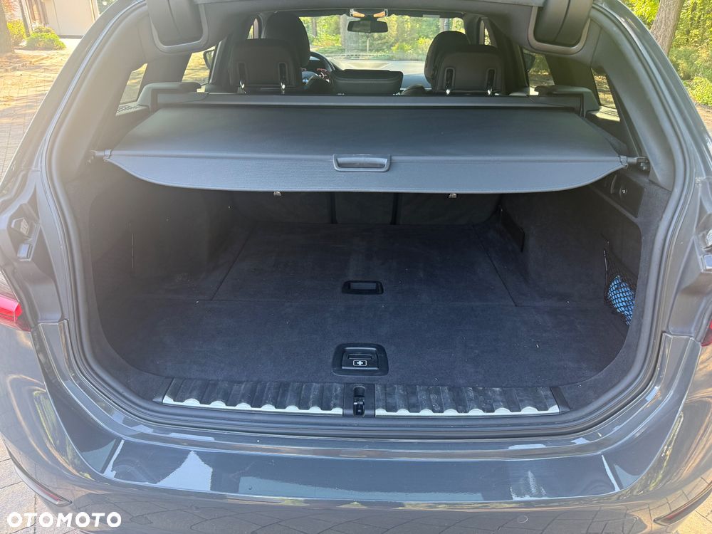 BMW Seria 3 318d MHEV Sport Line - 11