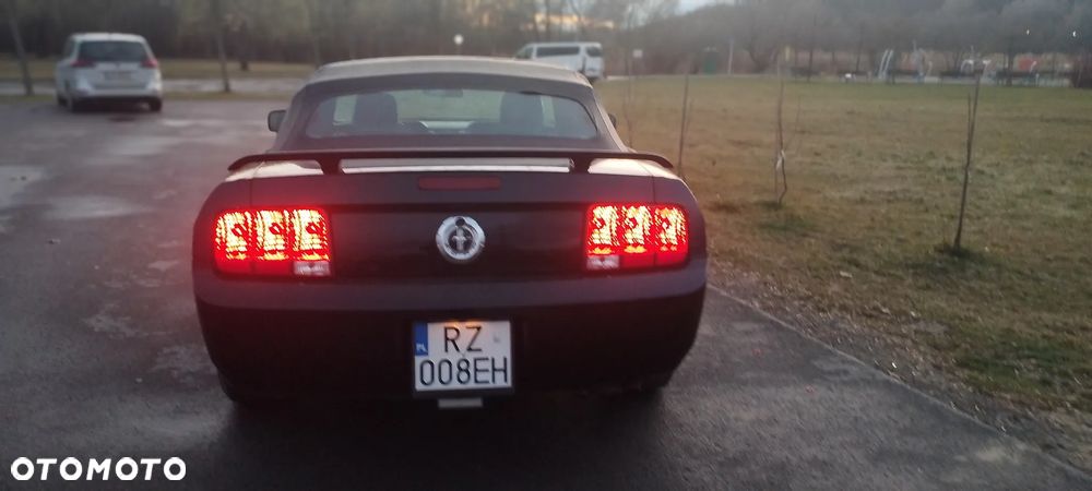 Ford Mustang 4.0 V6 - 7