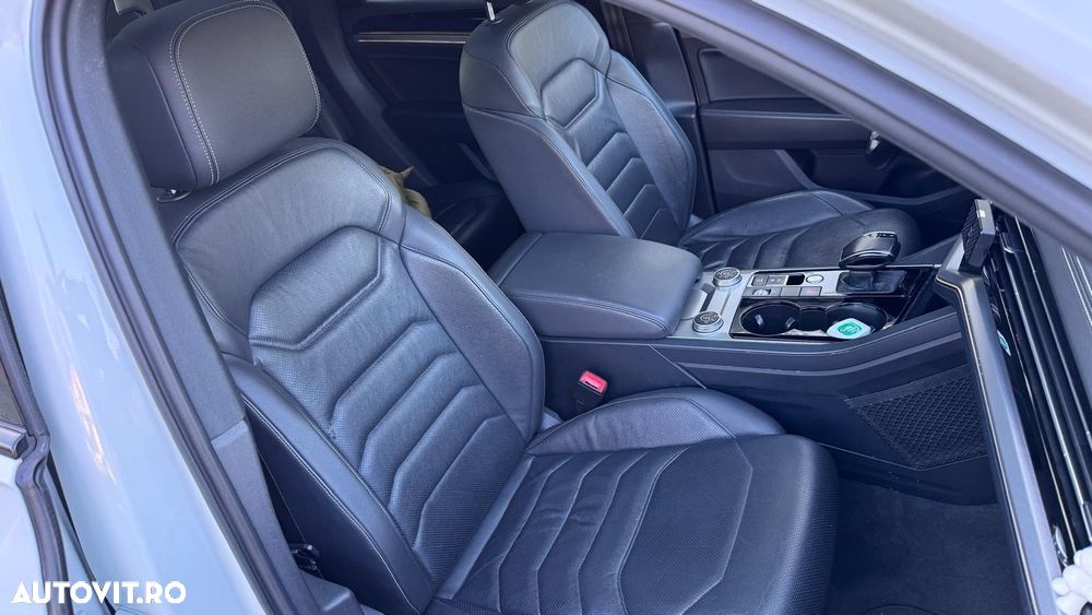 Volkswagen Touareg 3.0 V6 TDI 4Motion DPF Automatik R-Line - 12