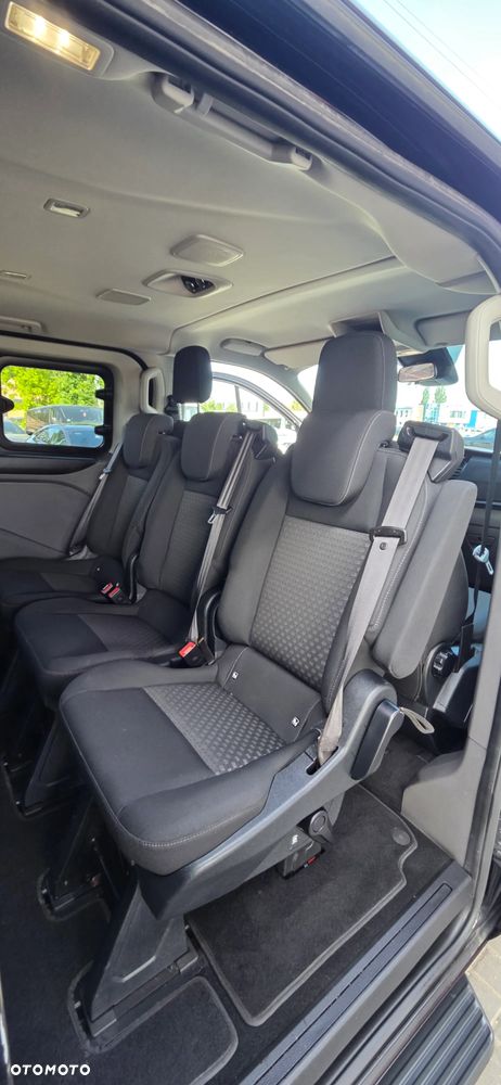 Ford Tourneo Custom 2.0 EcoBlue L1 Titanium - 37