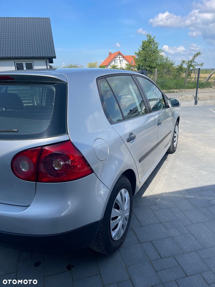 Volkswagen Golf 1.6 Comfortline - 8