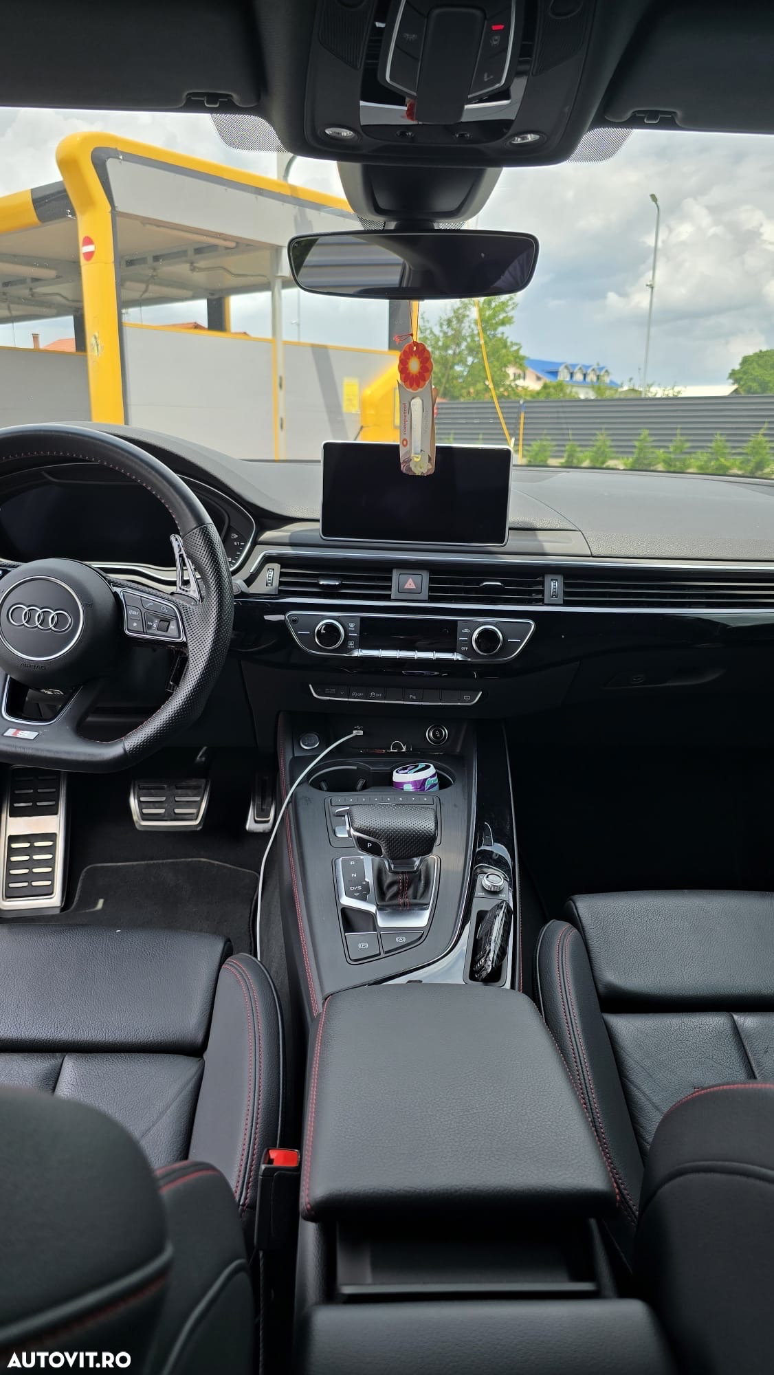 Audi A4 Avant 2.0 TFSI ultra S tronic - 16