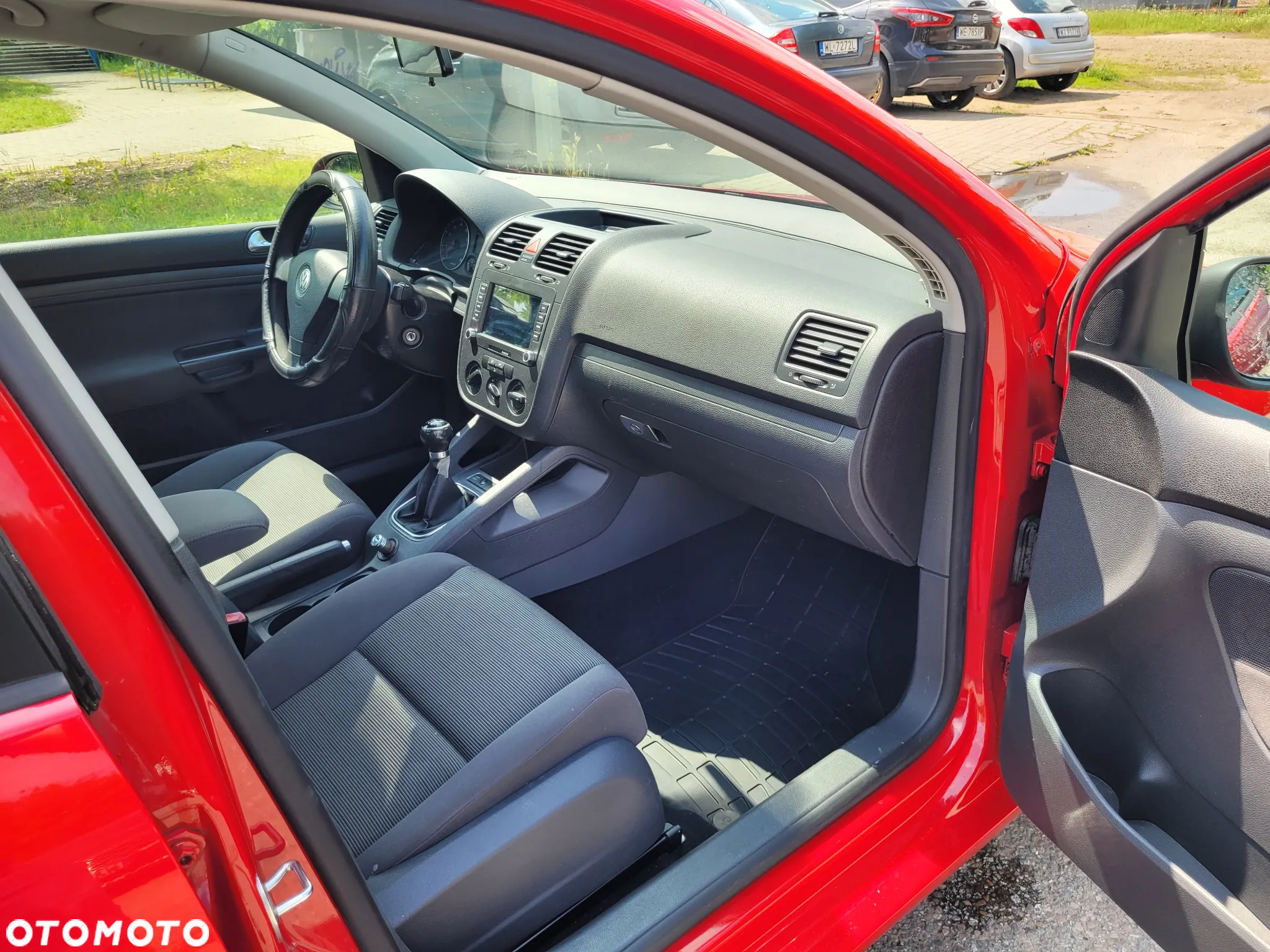 Volkswagen Golf - 17
