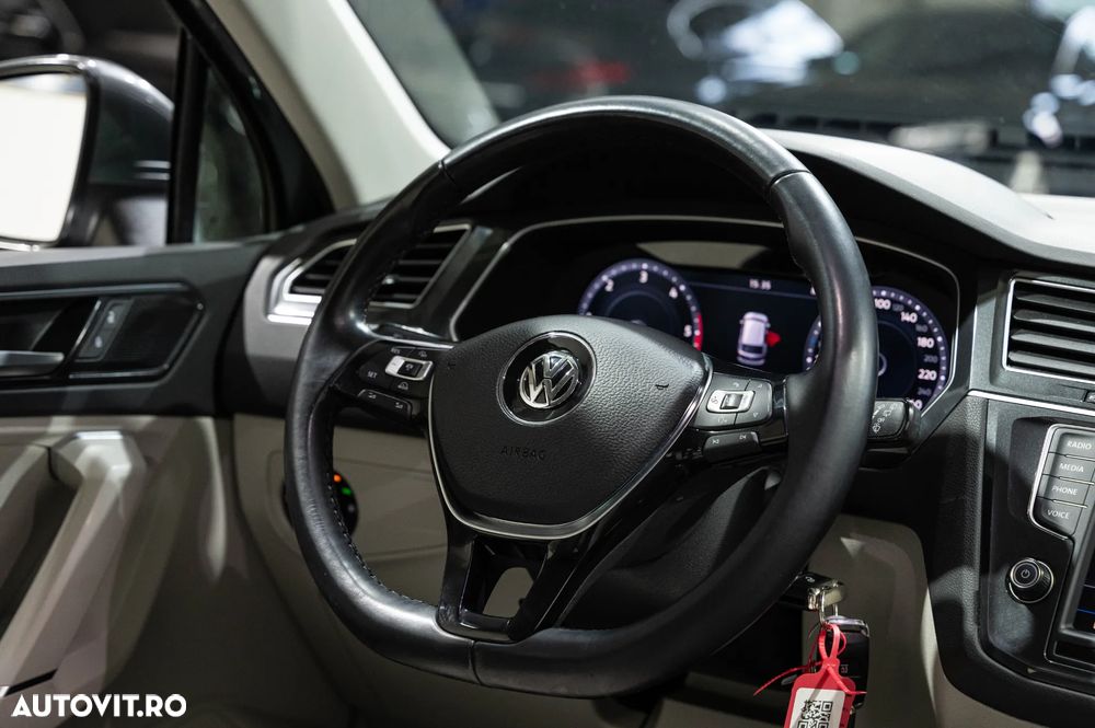 Volkswagen Tiguan 2.0 TDI 4Mot DSG Highline - 14