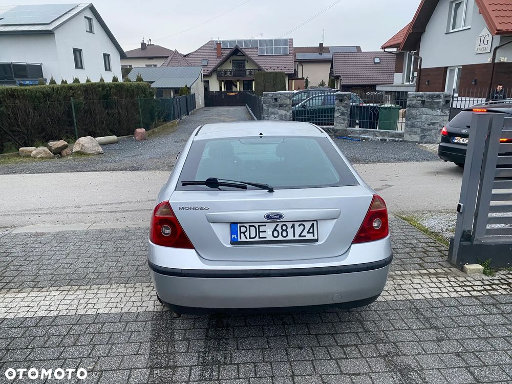Ford Mondeo 1.8 Sport - 5