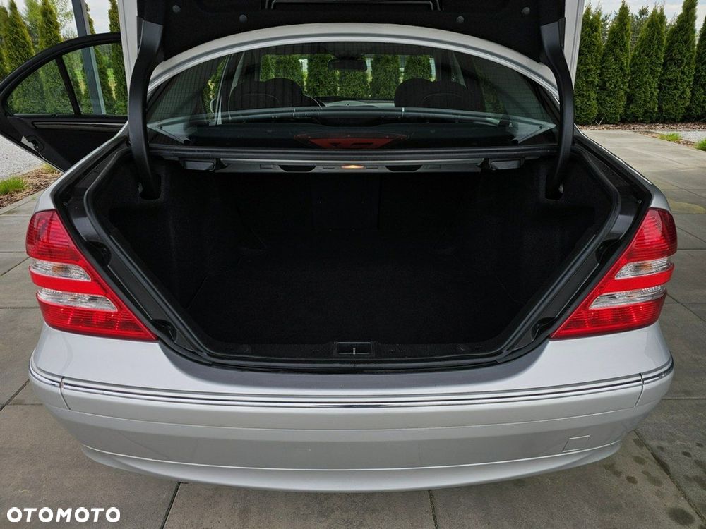 Mercedes-Benz Klasa C 200 Kompressor Automatik Elegance - 28