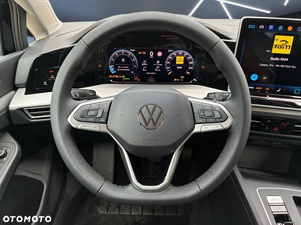 Volkswagen Golf - 14