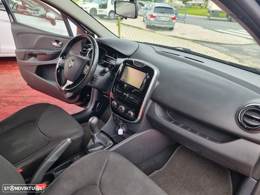 Renault Clio Sport Tourer 0.9 TCE Limited - 16