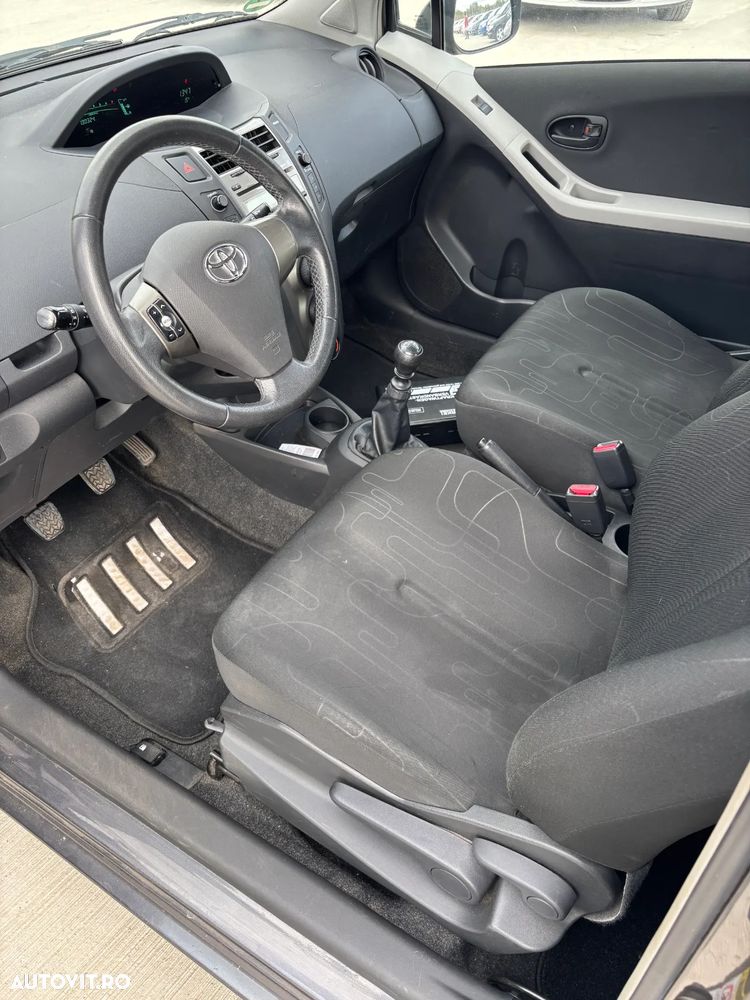 Toyota Yaris 1.33 VVT-i Cool - 6