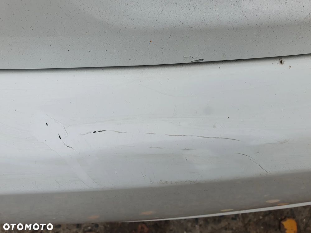 Toyota Prius (Hybrid) - 8