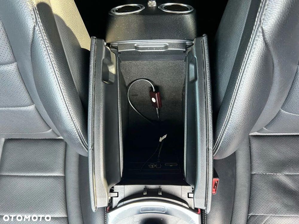 Mercedes-Benz GLC - 23