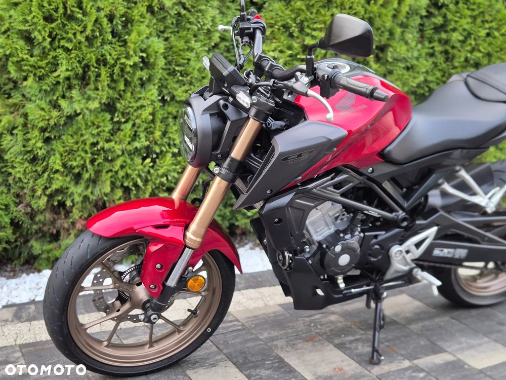 Honda CB - 16