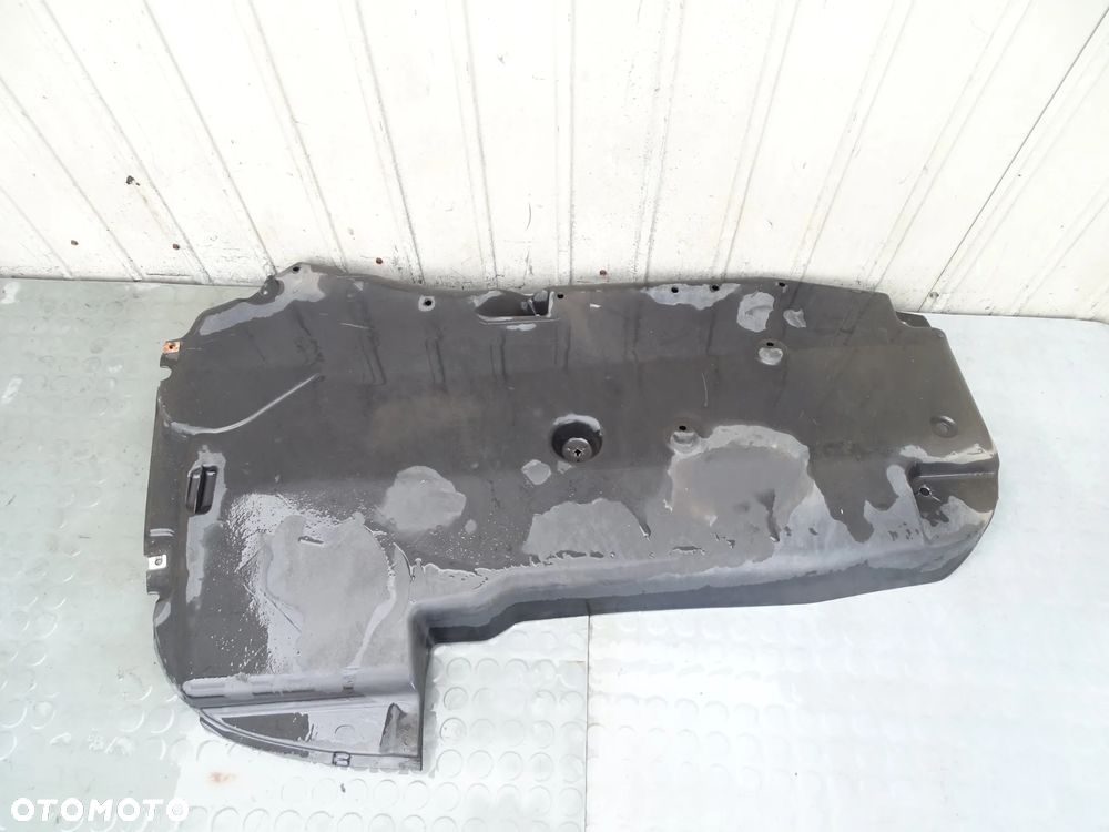 OSŁONA PODWOZIA MERCEDES C-KLASA W205 A2056900307 - 2