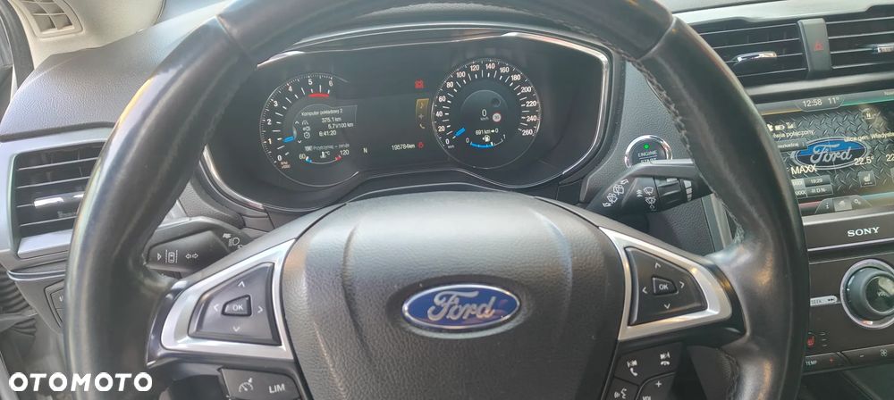 Ford Mondeo 2.0 TDCi STart-Stopp Titanium - 4