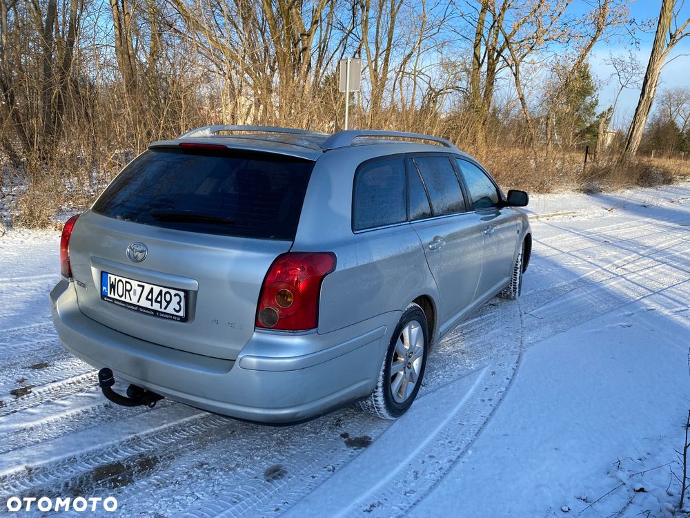 Toyota Avensis 1.8 VVT-i Luna - 6