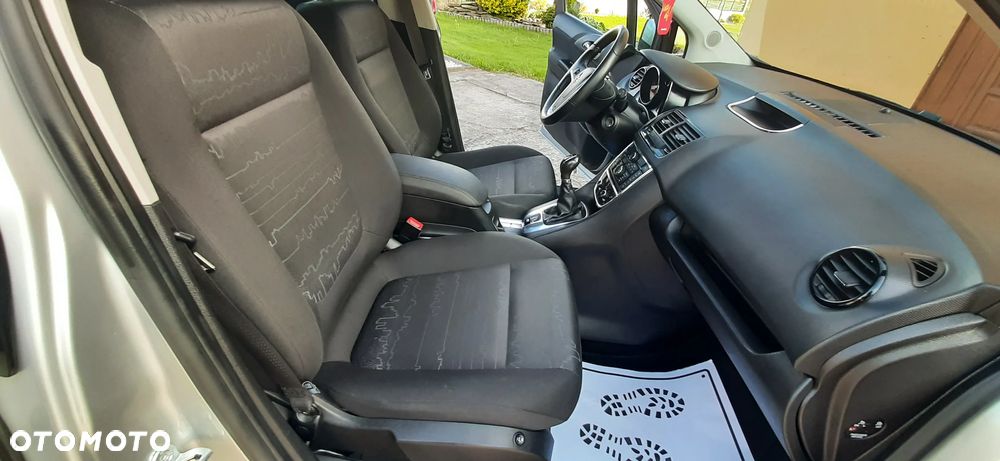 Opel Meriva - 37
