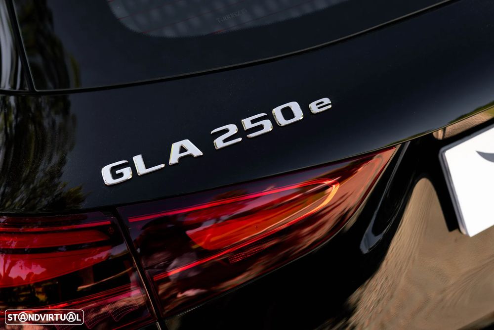 Mercedes-Benz GLA 250 e Progressive - 11