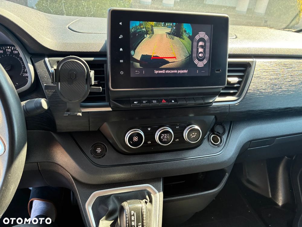 Renault Trafic - 14