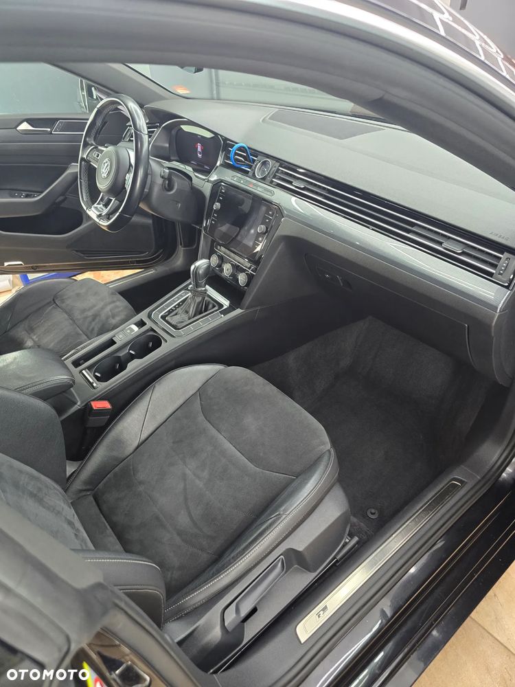 Volkswagen Arteon 2.0 TDI SCR R-Line DSG - 12