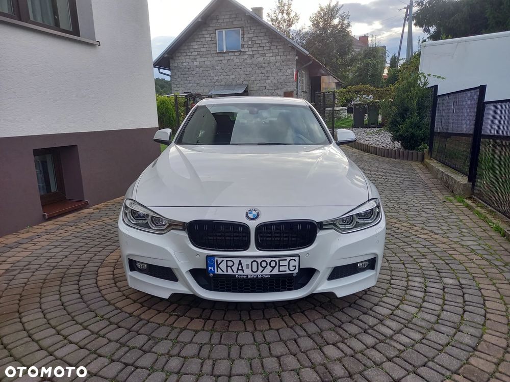 BMW Seria 3 318d M Sport Shadow - 3
