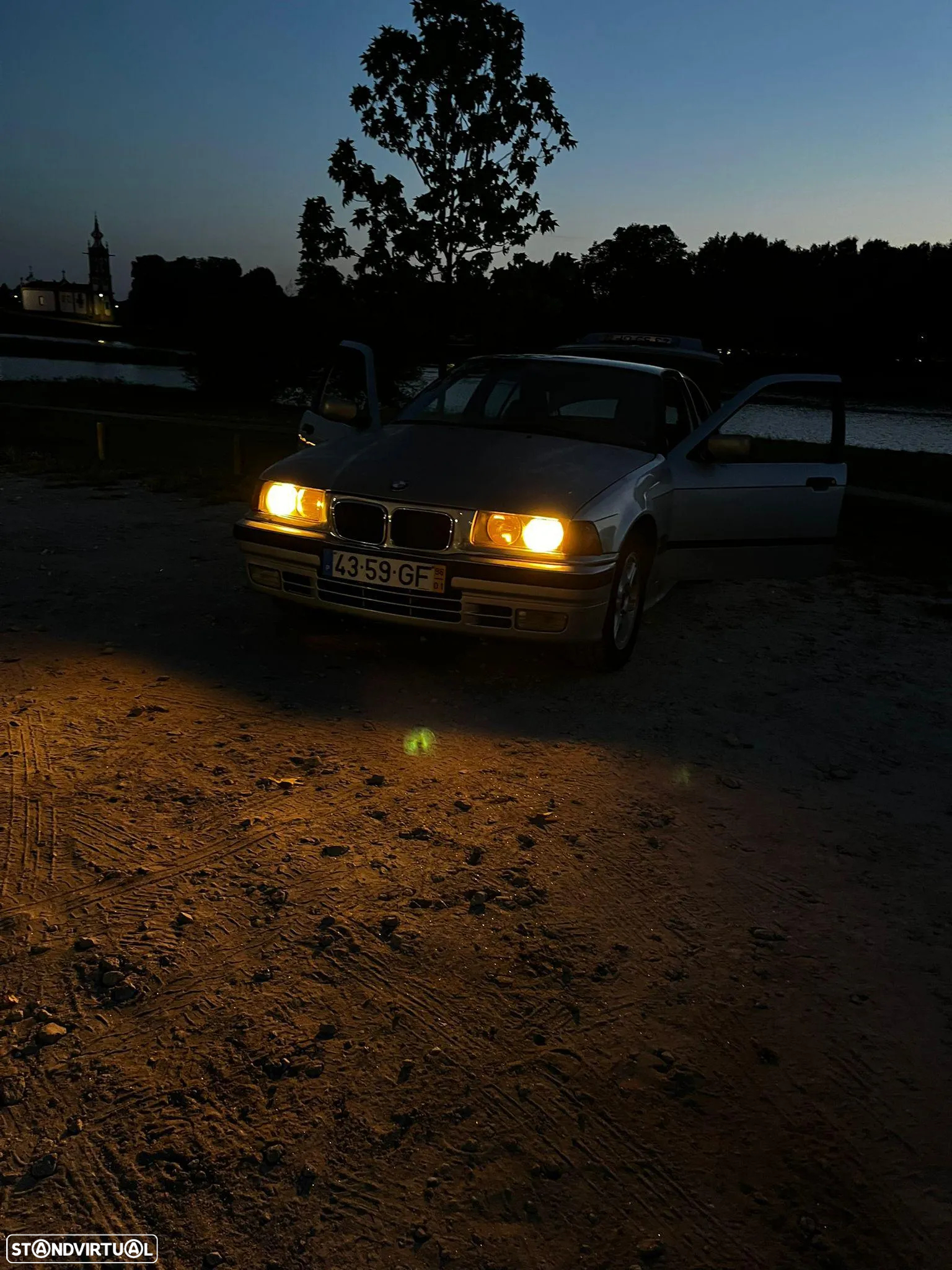 BMW 318 tds - 3