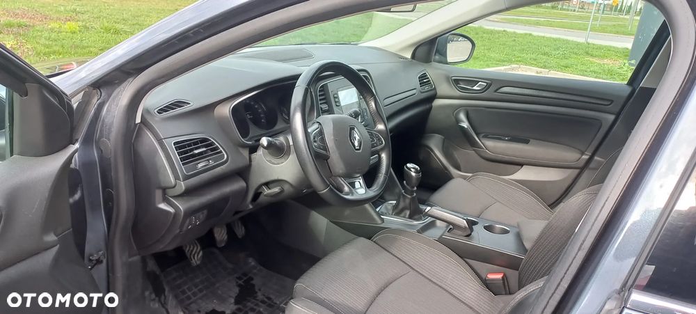 Renault Megane BLUE dCi 115 ZEN - 4