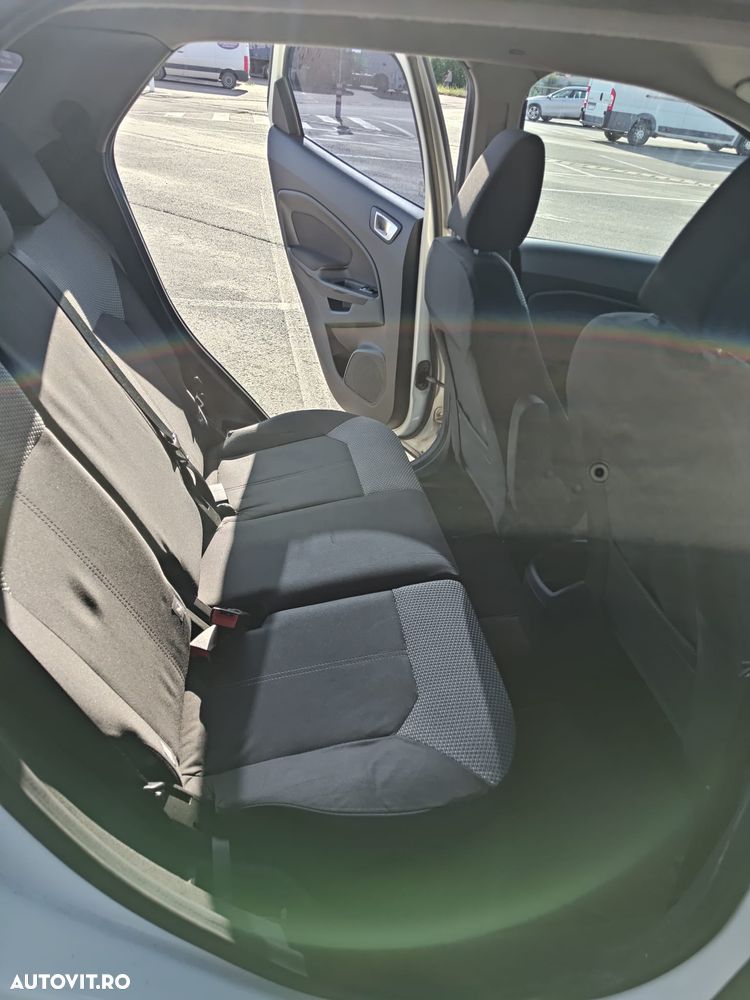 Ford EcoSport 1.5 TDCi Trend - 29