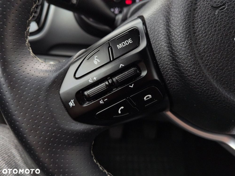 Kia Stonic 1.0 T-GDI L Business Line - 16