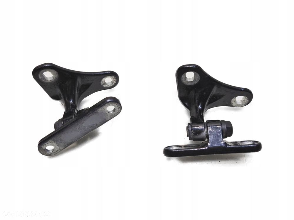 ZAWIAS ZAWIASY DRZWI PRAWY PRZÓD C197 MERCEDES W203 LIFT - 1