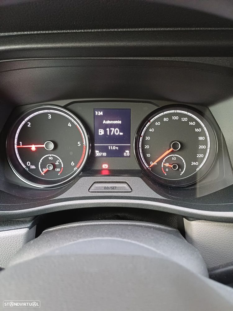 VW Transporter California T6.1 Beach Tour - 7