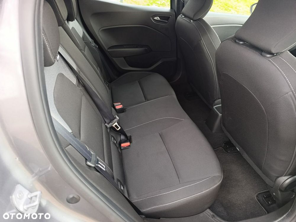 Renault Clio - 20