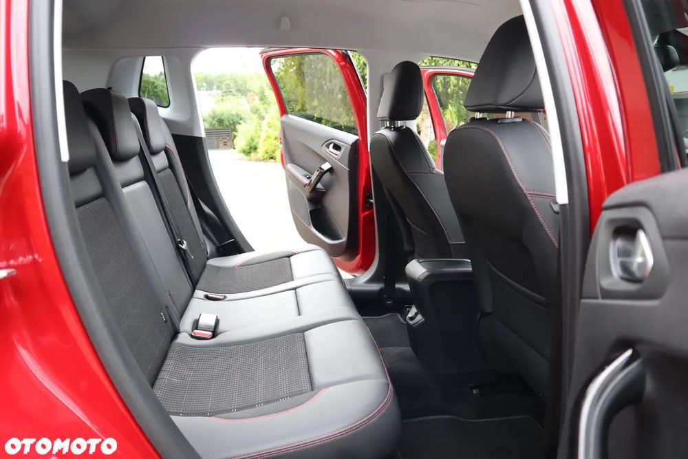 Peugeot 2008 - 13