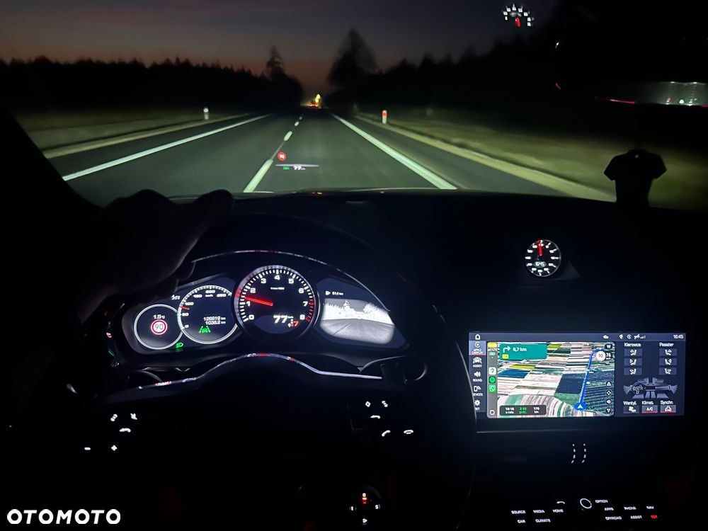 Porsche Cayenne Coupe - 18