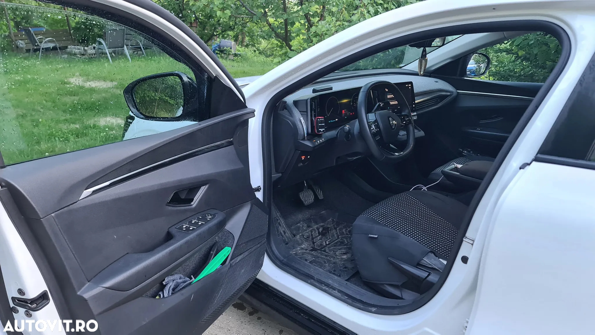 Renault Megane E-TECH EV60 super charge equilibre - 9
