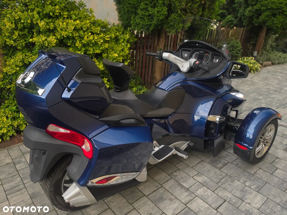 Can-Am Spyder - 4