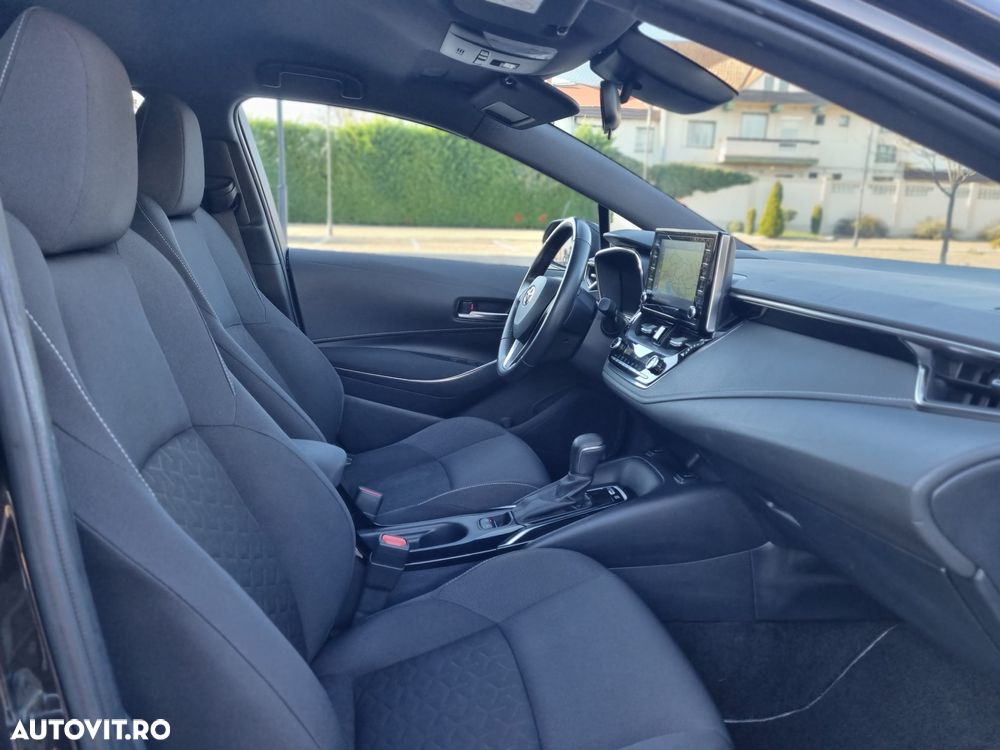 Toyota Corolla 1.8 Hybrid Touring Sports Business Edition - 16