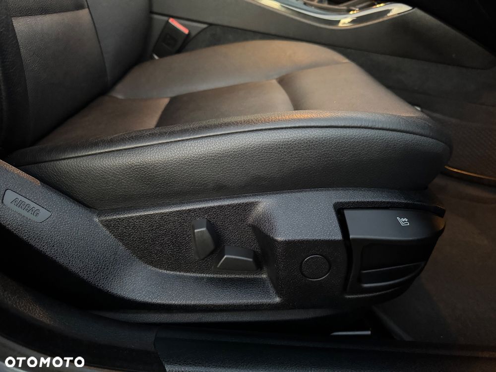 BMW Seria 5 520d Special Edition - 28