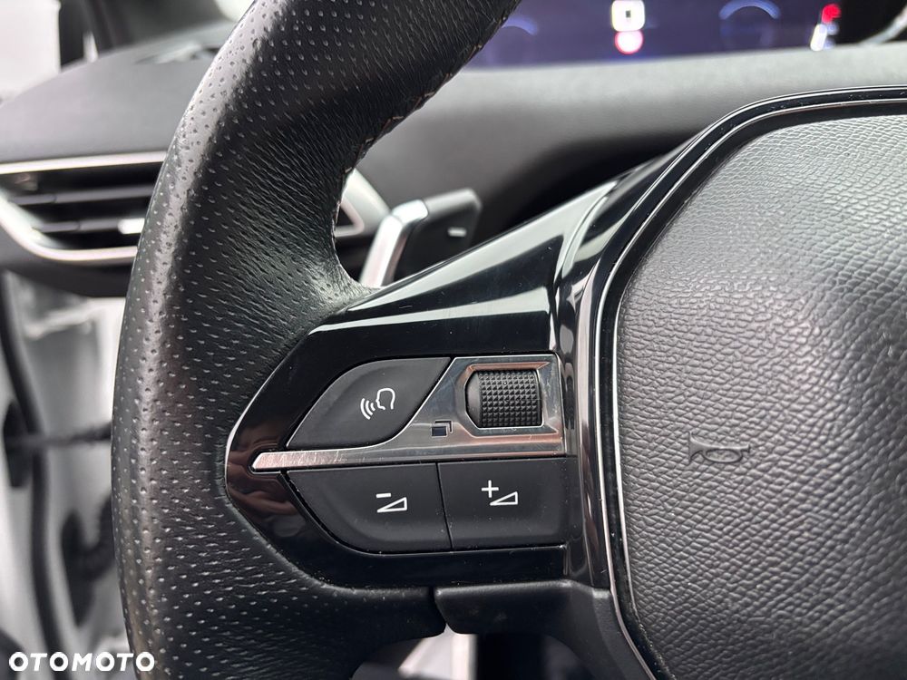 Peugeot 5008 1.6 PureTech GT S&S EAT8 - 24