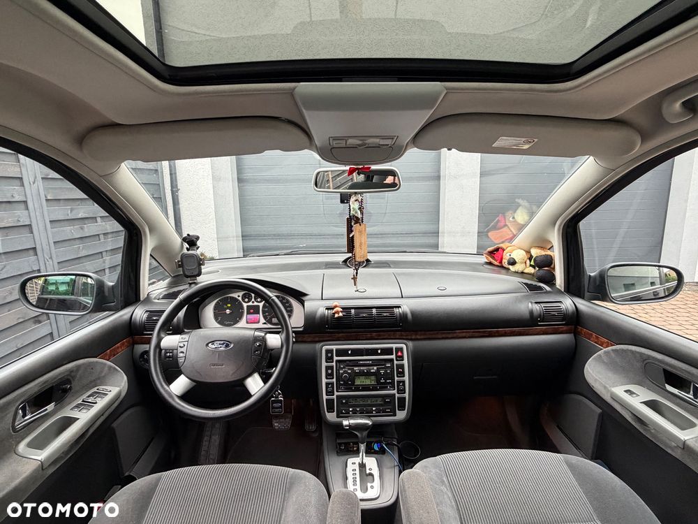 Ford Galaxy TDI Ghia - 28