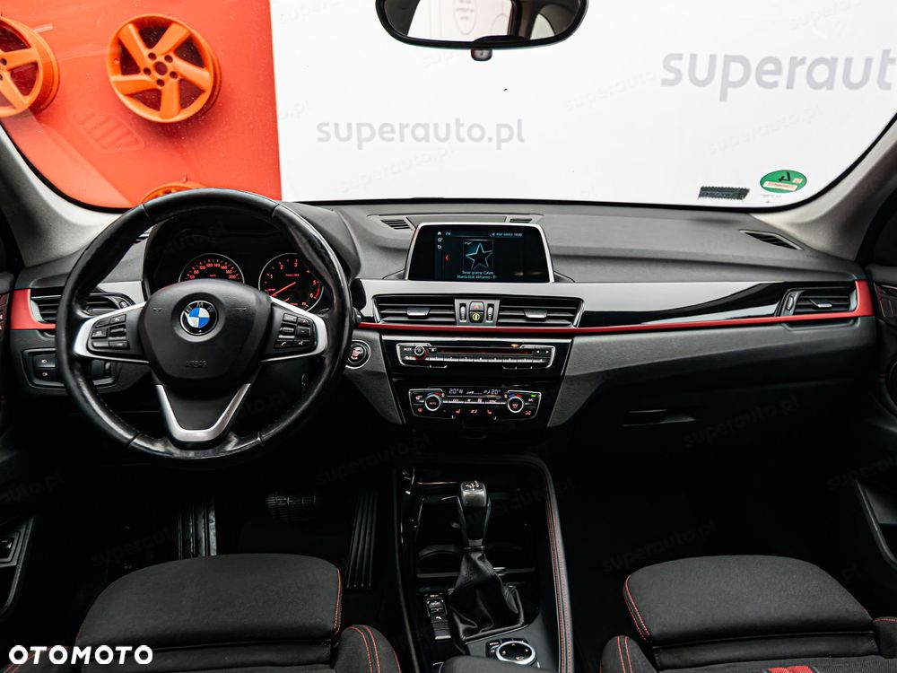 BMW X1 sDrive18d - 12