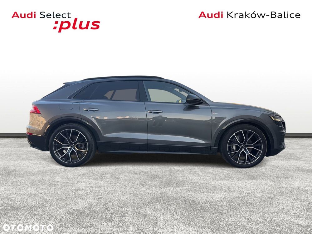 Audi Q8 - 7